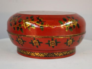 Red Lacquered Round Box
