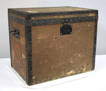 Brown Canvas Louis Vuitton Steamer Trunk