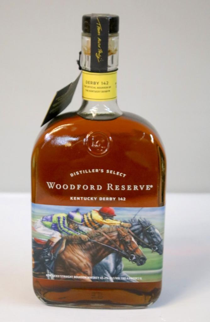 Woodford Reserve – Kentucky Derby 142 Bottle - 2016: Woodford Reserve – Kentucky Derby 142 Bottle - 2016A limited-edition 1-liter bottle of Woodford Reserve Distiller's Select Kentucky Straight Bourbon Whiskey (45.2% ABV / 90.4 proof), released in 201