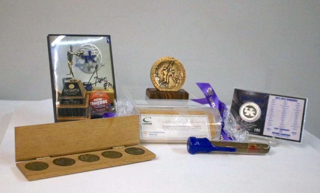 University of Kentucky Basketball Memorabilia – Eclectic Mixed Lot (1 of 7)