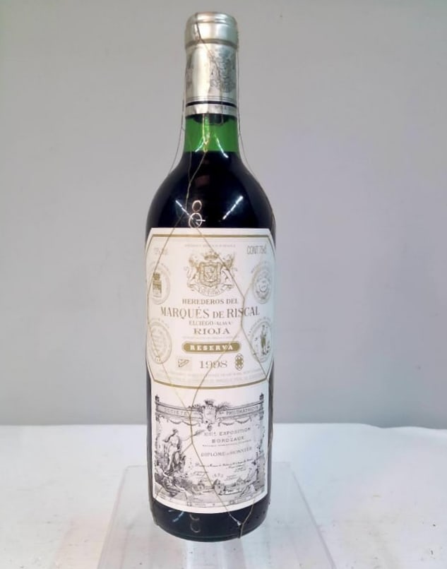 Herederos del Marqués de Riscal Rioja Reserva 1998, Elciego (Alava): Herederos del Marqués de Riscal Rioja Reserva 1998, Elciego (Alava) A bottle of Herederos del Marqués de Riscal Rioja Reserva 1998, produced in Elciego, Rioja, Spain, 750 ml, approximately 13% alco