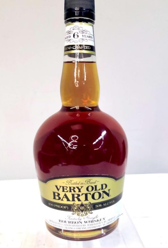 Very Old Barton Bottled in Bond Kentucky Bourbon Whiskey (1 of 6)