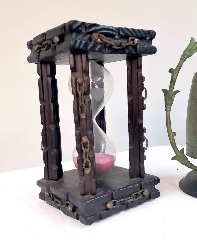 Two Asian Decorative Objects - 2