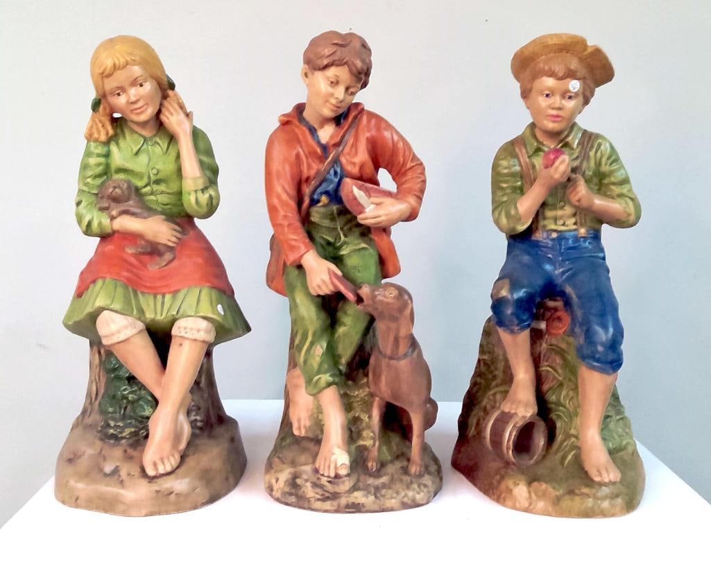 Three Hummel Figures After Maria Innocentia Hummel (1 of 10)