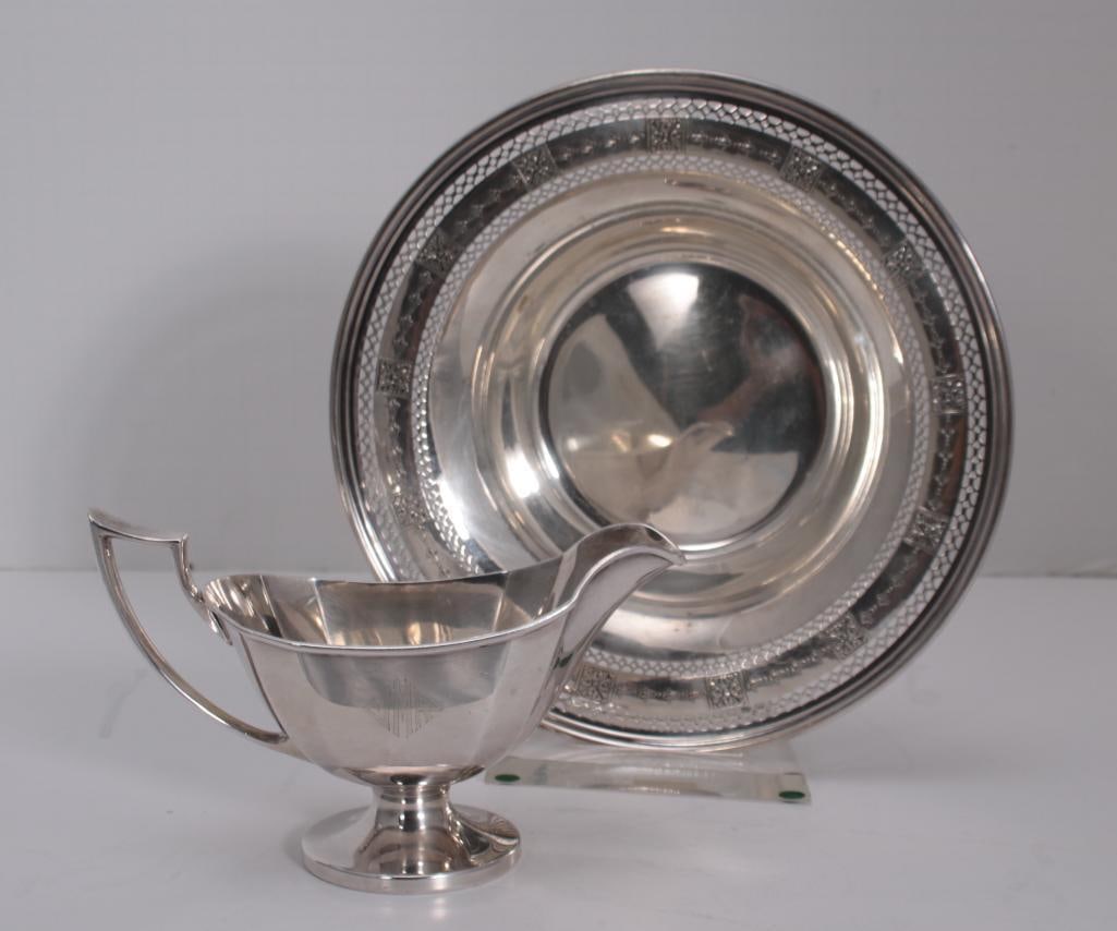 Silverplate Bowl and Sauce Boat: With a wide, pierced rim, together with a Wm Mounts silverplate sauceboat Dimensions: H 2 x W 10 x D 10 inches NOTE: Good Condition