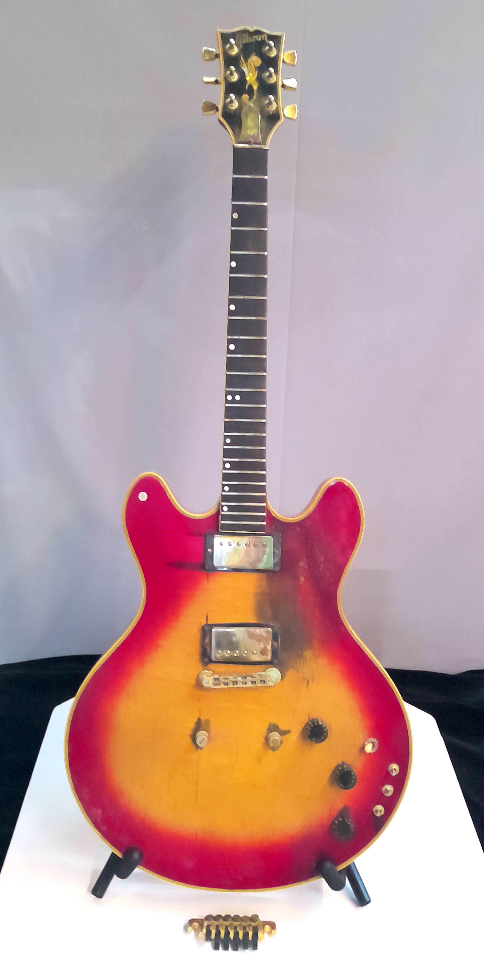 1980 Gibson Cherry Sunburst ES Artist (1 of 14)
