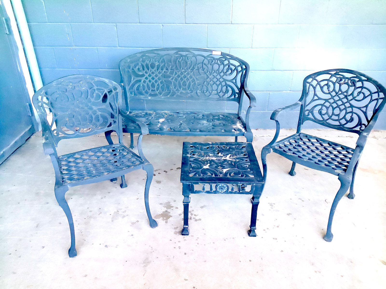 Four-Piece Cast Aluminum Patio Seating Set with Square Table (1 of 2)