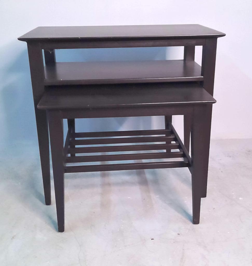 Pair of Willett Solid Transitional Cherry Nesting Tables (1 of 10)