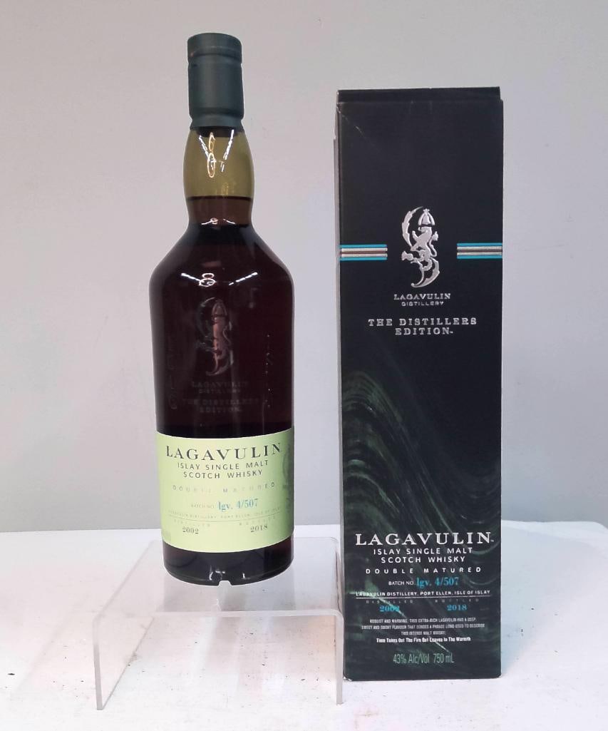 Lagavulin “The Distillers Edition?? Single Malt Scotch Whisky - 2002–2018: Lagavulin “The Distillers Edition” Single Malt Scotch Whisky - 2002–2018 A Lagavulin “The Distillers Edition” Islay Single Malt Scotch Whisky, double matured, distilled 2002 and bott