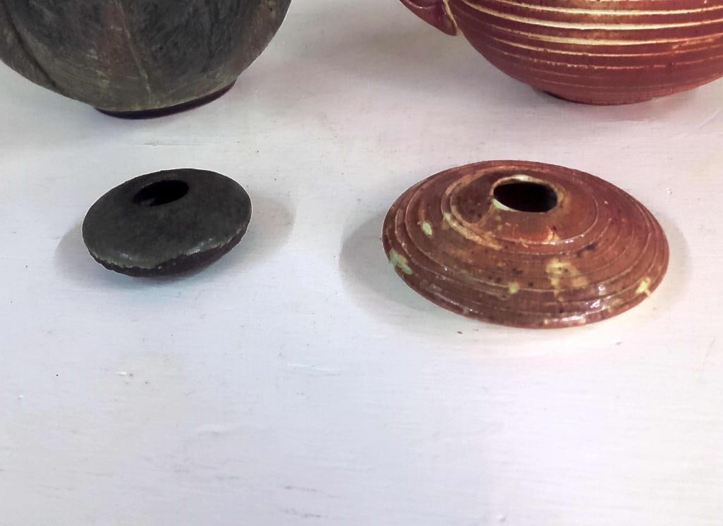 Two Studio Pottery Teapots - 9