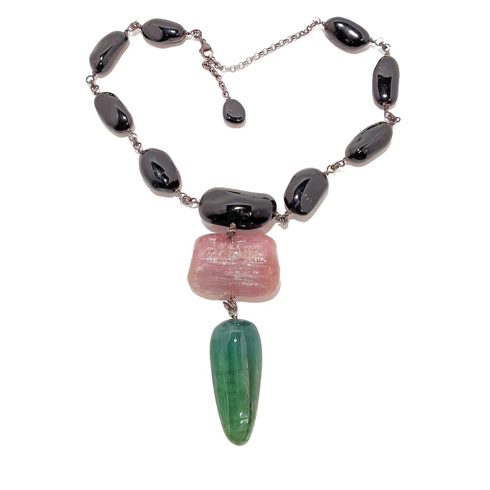 FABULOUS TOURMALINE NECKLACE PHILIPPE FERRANDIS PARIS: MAGNIFICENT TOURMALINE NECKLACE UNIQUE PIECE BY PHILIPPE FERRANDIS PARIS.The magnificent vintage necklace attributed to and part of a Ferrandis collection acquired by the collector. It is a unique pie