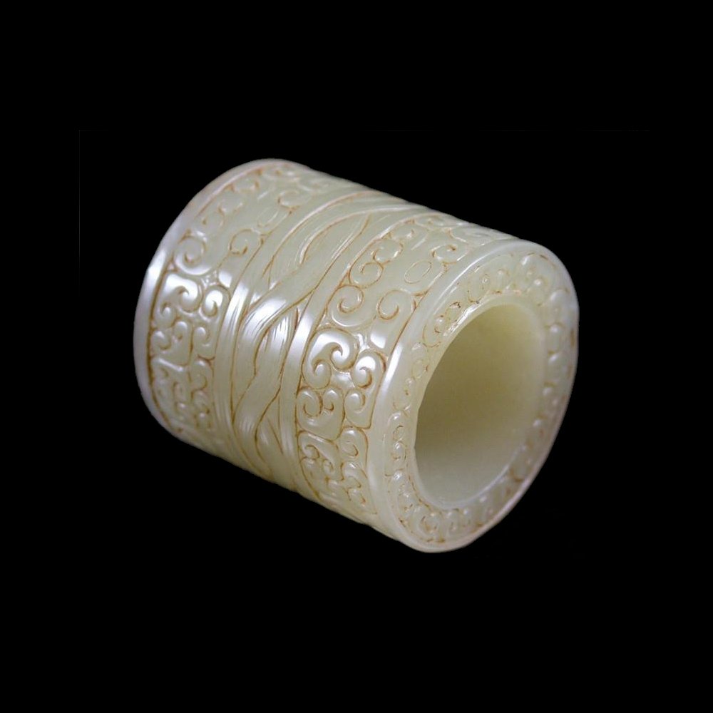 SUPERB ARCHAISTIC CARVED JADE ARCHERS THUMB RING QING (1 of 3)