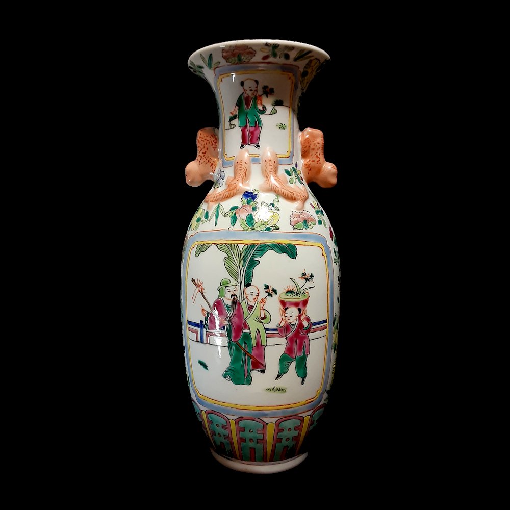 ANTIQUE CHINESE ROSE MANDARIN VASE QING (1 of 8)