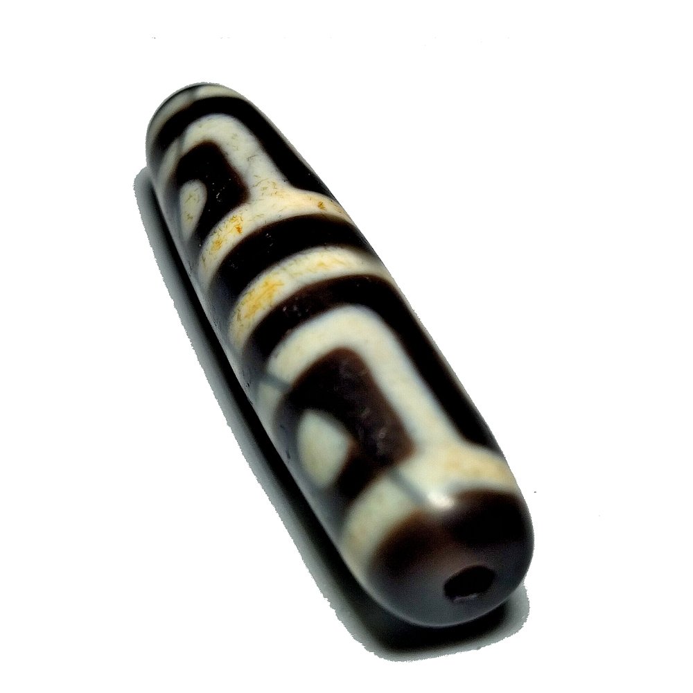 A RARE AGATE TANG DZI BEAD 4 WHITE EYES (1 of 4)