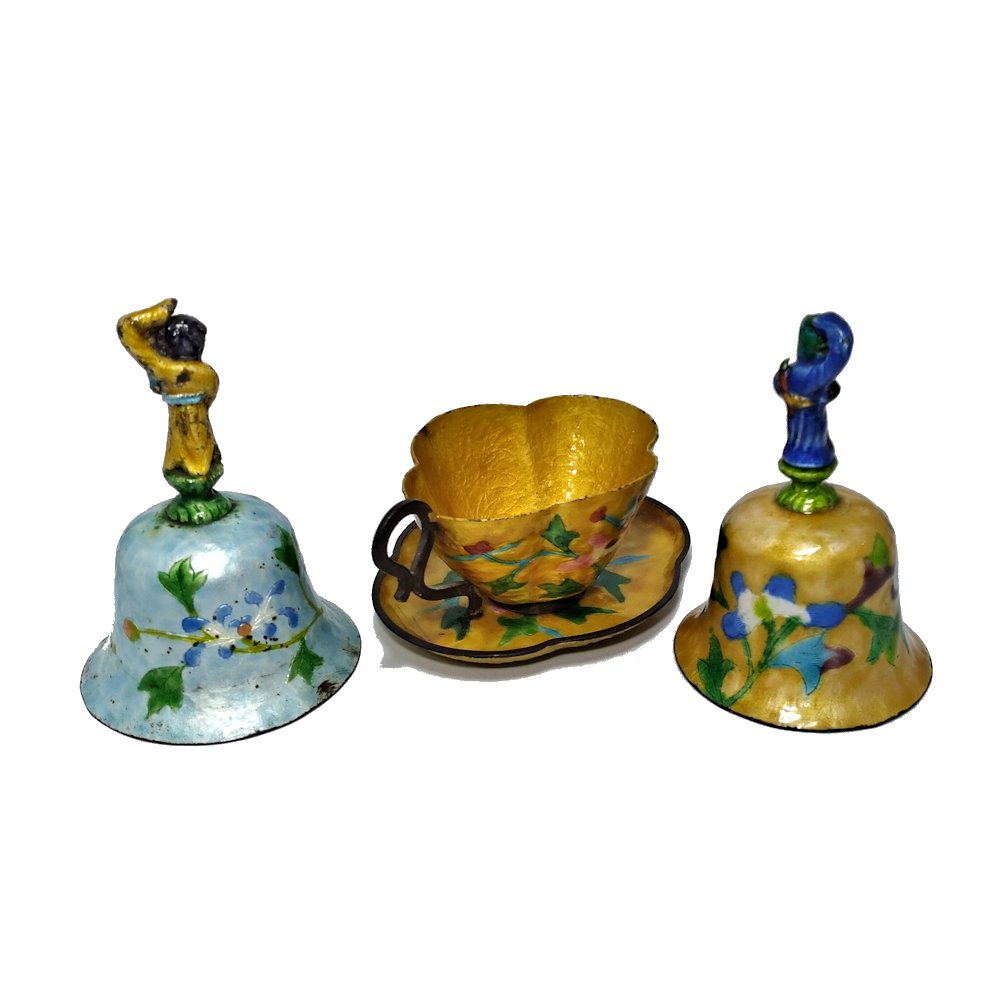 LOT OF 3 CHINESE ANTIQUE ENAMEL ITEMS BELLS CUP (1 of 7)