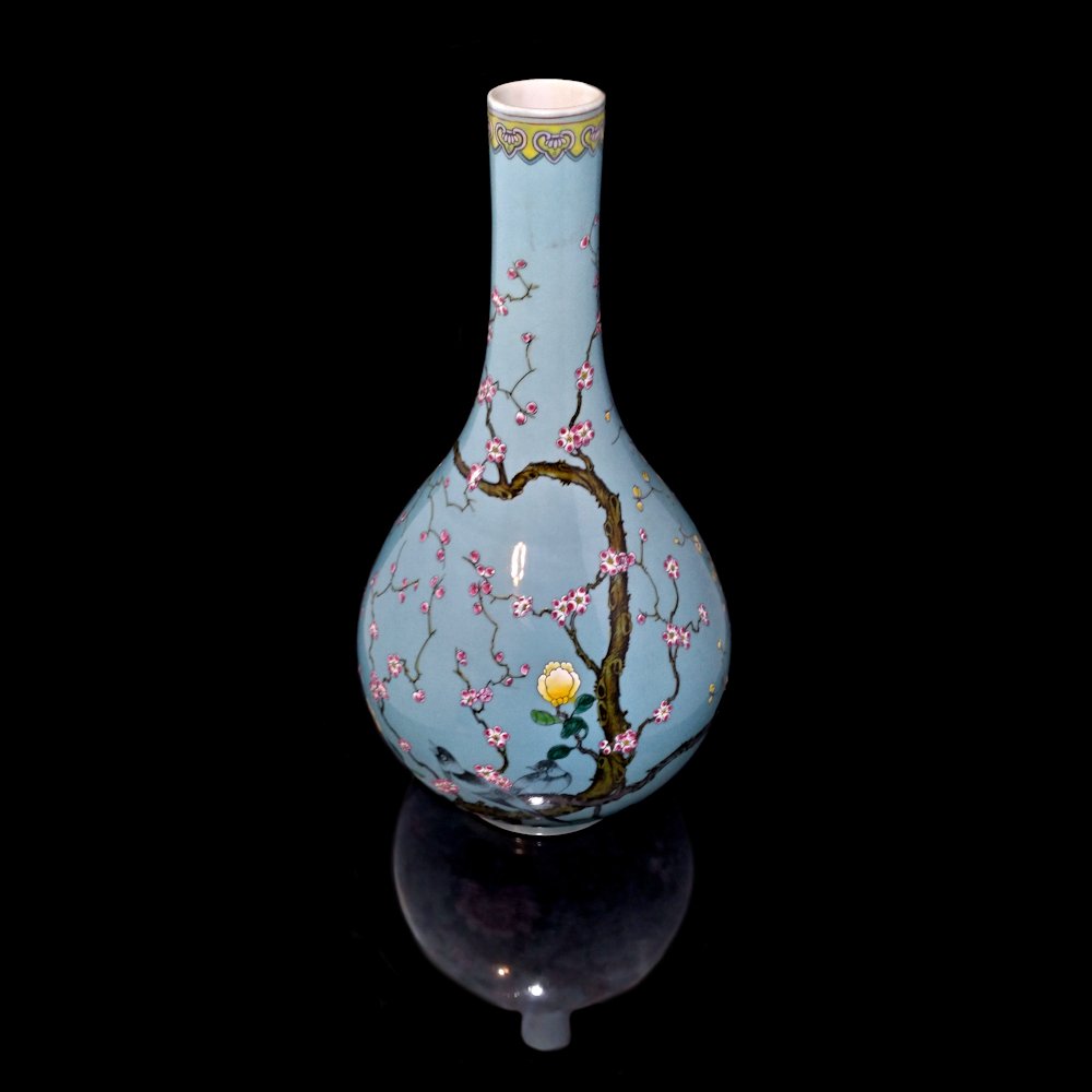 LARGE CHINESE FAMILLE ROSE YUHU SPRING  BOTTLE VASE (1 of 6)