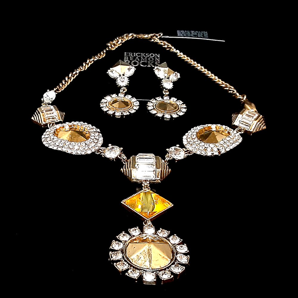 Stunning Erickson Beamon necklace and earrings (1 of 3)