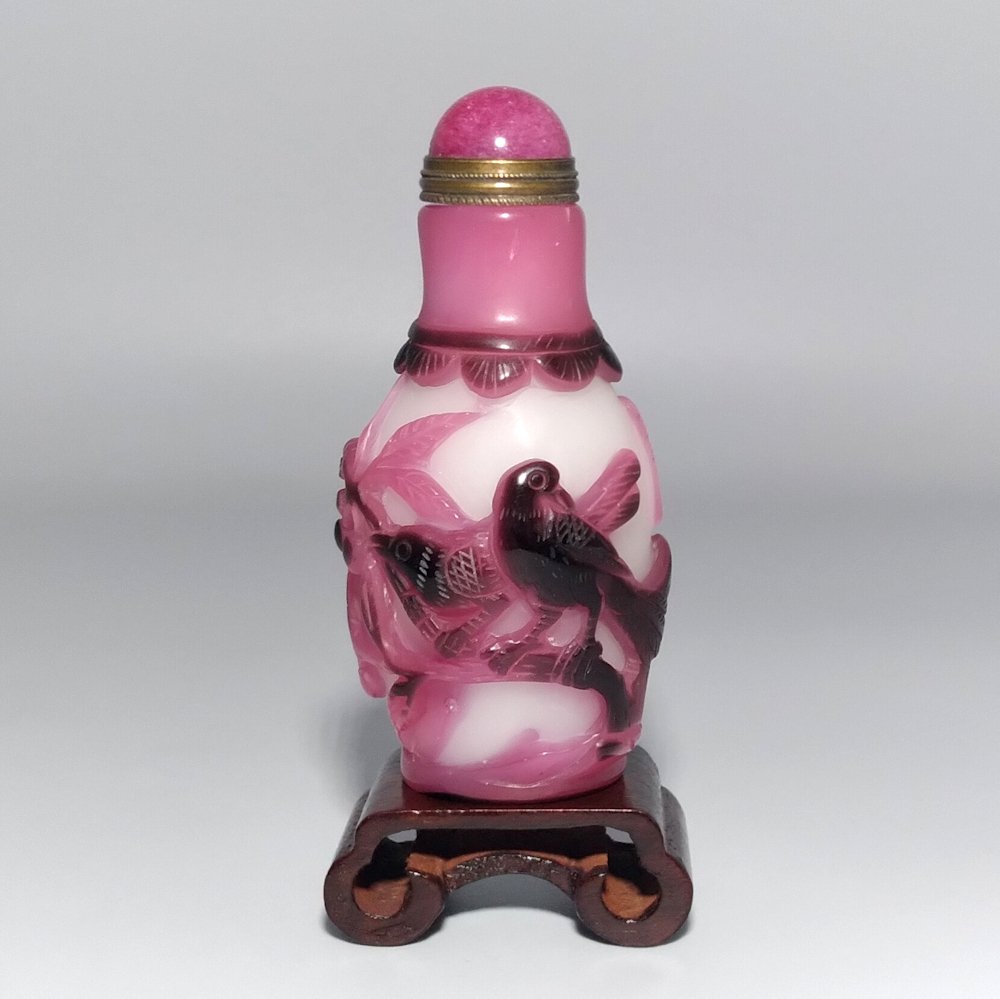 EXQUISITE RARE CARVED GLASS SNUFF BOTTLE PINK, BIRDS (1 of 12)