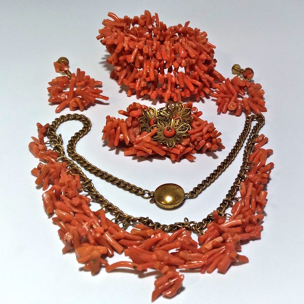 VINTAGE CORAL PARURE MIRIAM HASKELL HESS DESIGN 1930S (1 of 9)