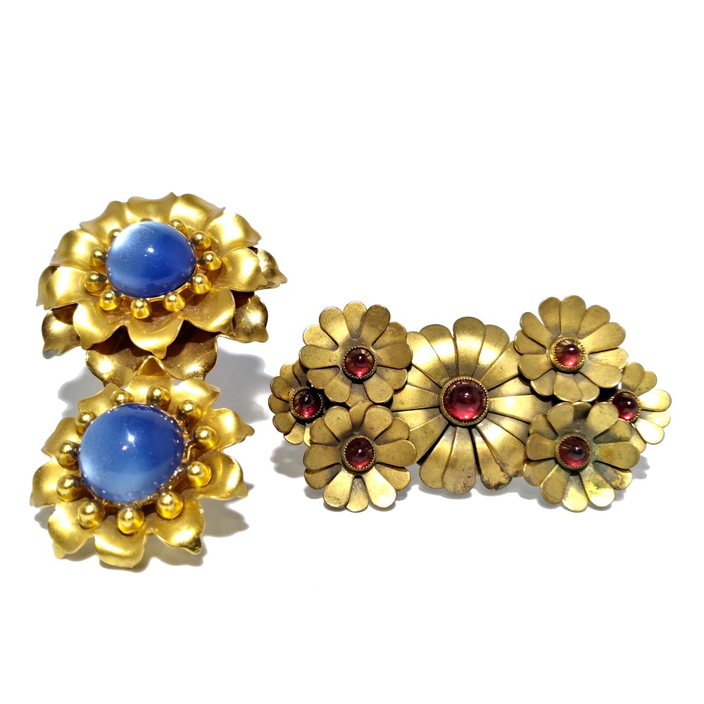 LOT 2 VINTAGE EARLY BROOCHES SIGNED CORO (1 of 6)