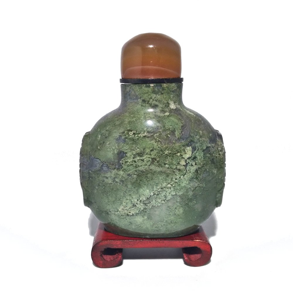 VERY FINE CHINESE CARVED MOSS AGATE SNUFF BOTTLE (1 of 8)