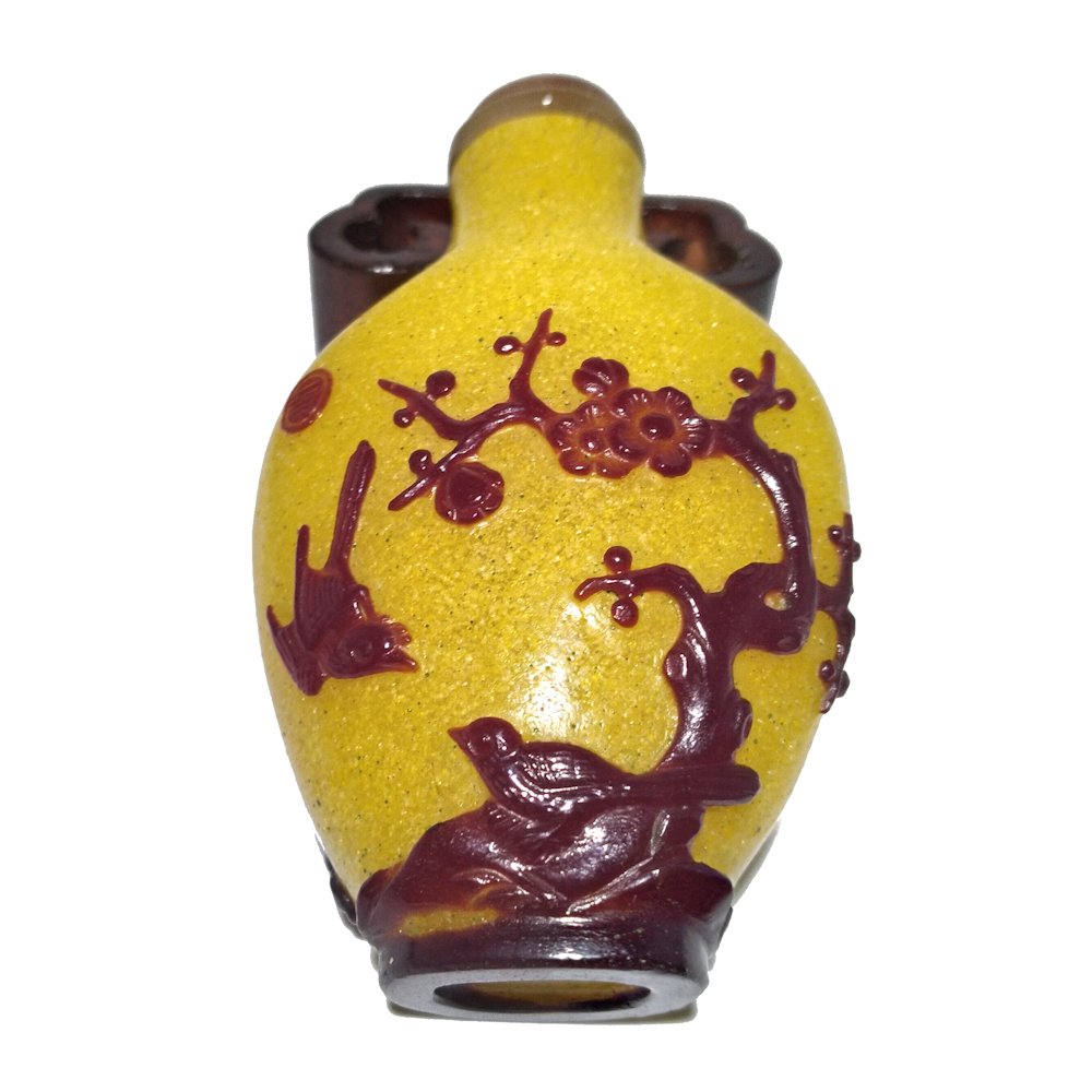 RARE CHINESE YELLOW GLASS OVERLAY SNUFF BOTTLE (1 of 11)