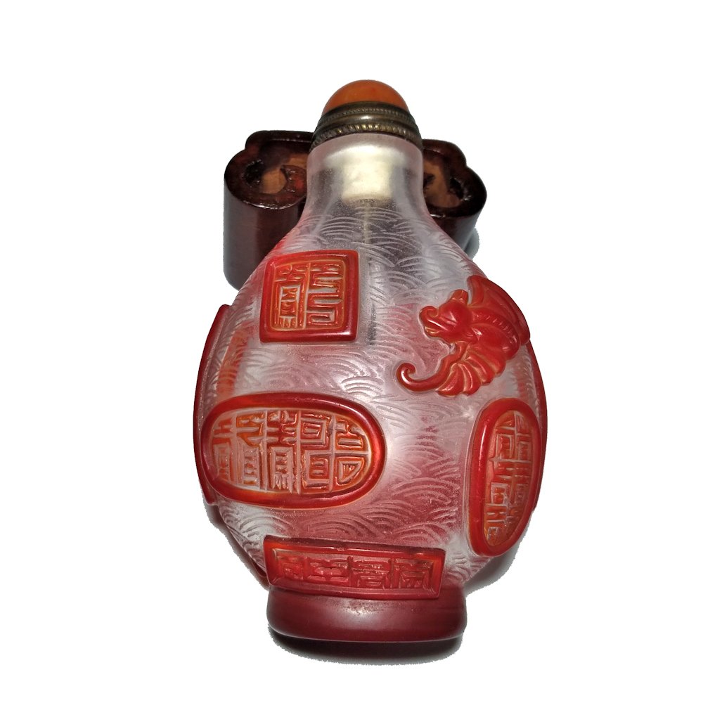 A STUNNING CHINESE PEKING OVERLAY SNUFF BOTTLE SEAL SCHOOL KOI (1 of 11)