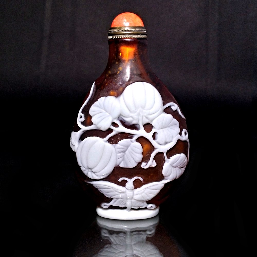 OVERLAY SNUFF BOTTLE PEACHES GOURDS BAT BUTTERFLY (1 of 8)