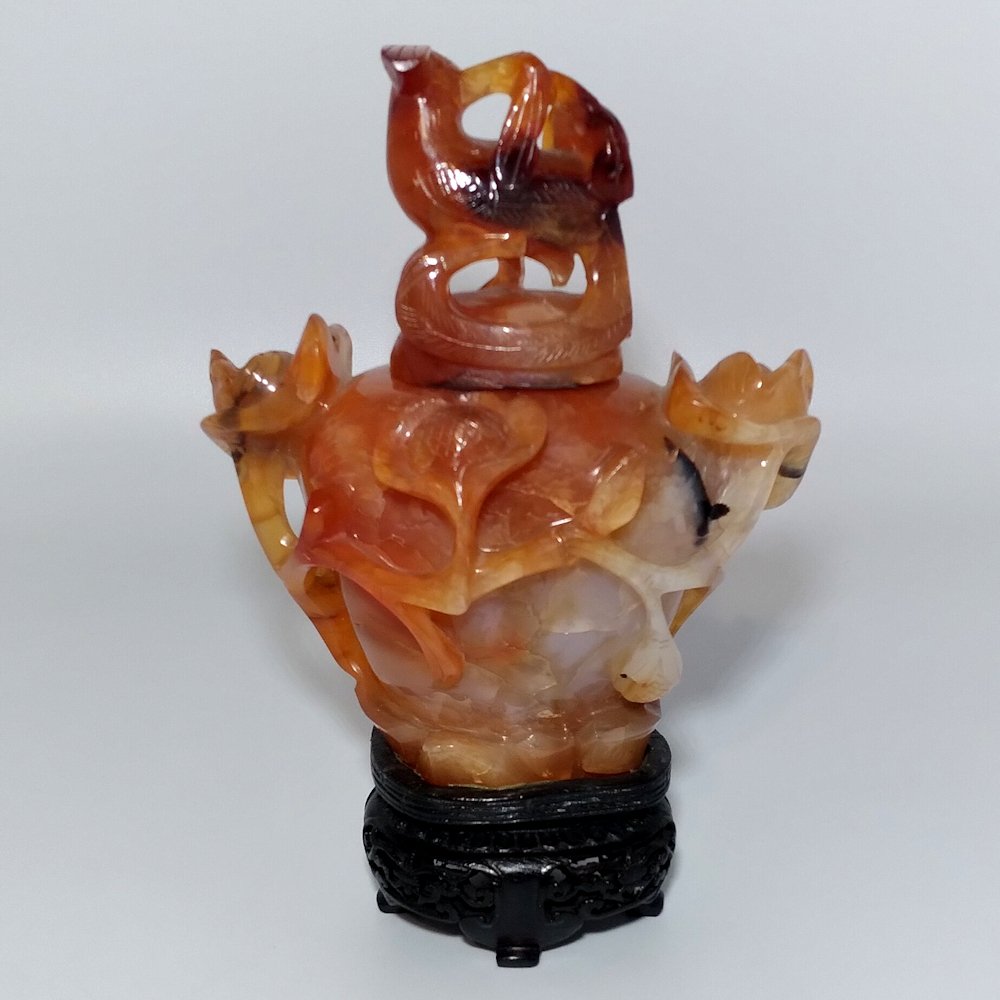 ANTIQUE CHINESE CARVED CARNELIAN AGATE SNUFF JAR 19TH C (1 of 7)