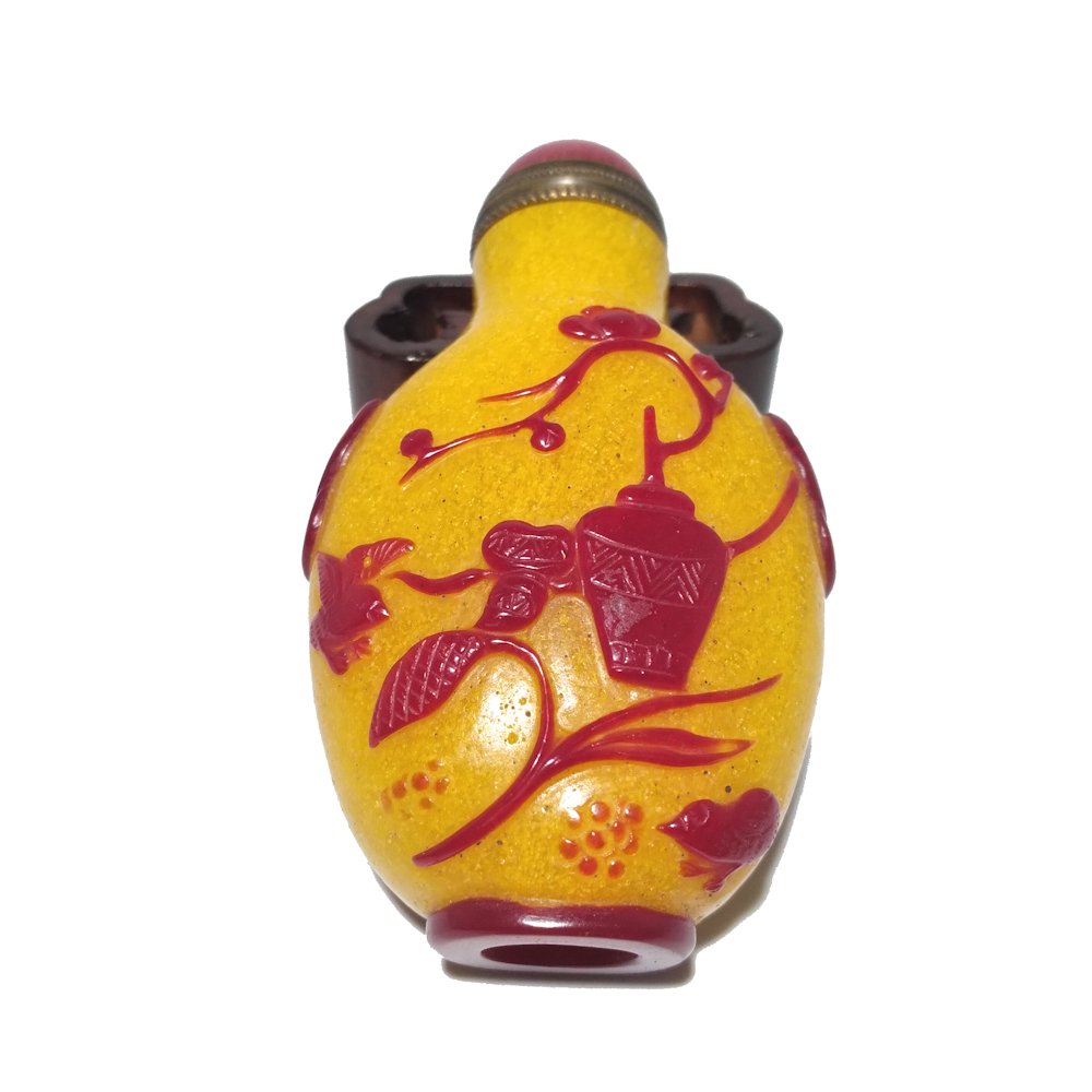 VERY RARE CHINESE YELLOW GLASS OVERLAY SNUFF BOTTLE CAT (1 of 8)