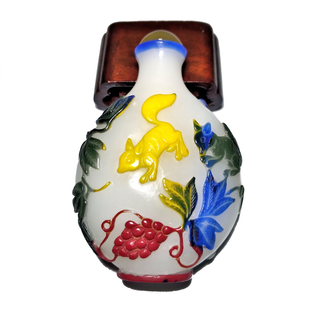 SO RARE 6 COLOR 18-19C PEKING GLASS OVERLAY SNUFF BOTTLE (1 of 9)