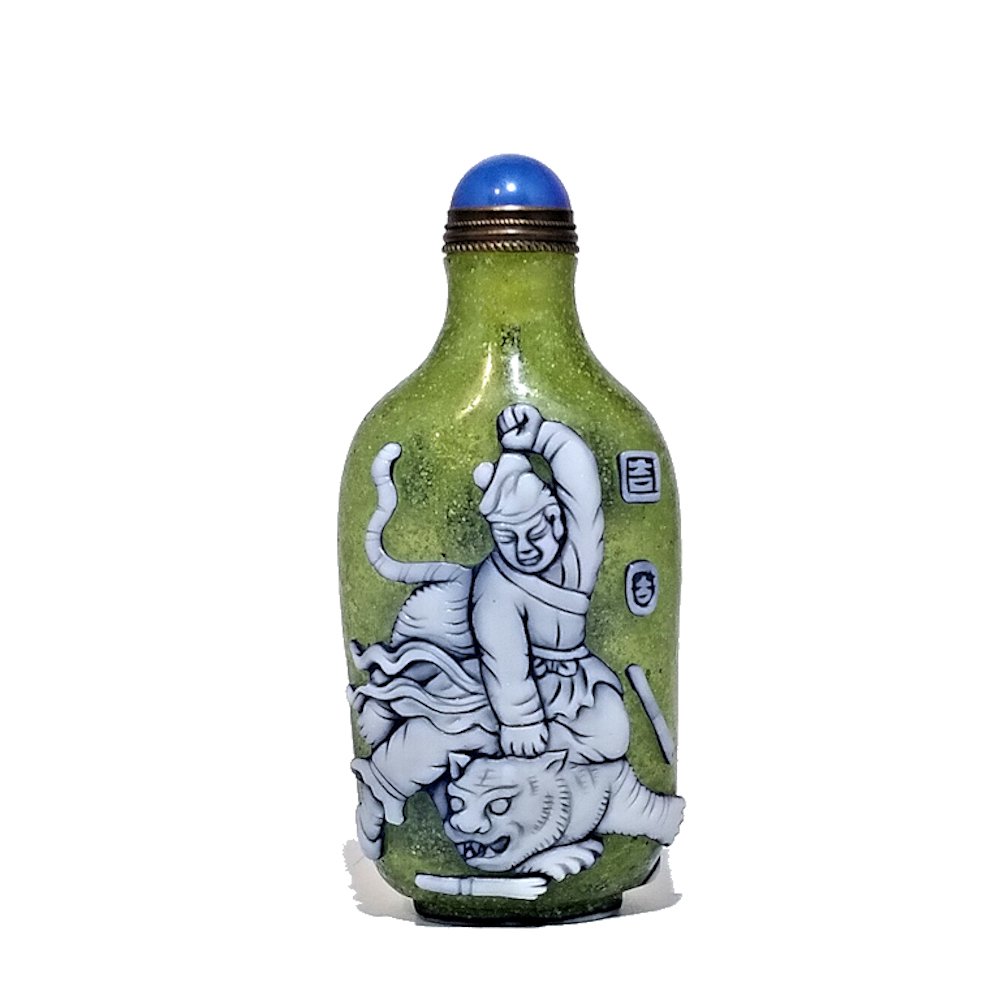 AN OUTSTANDING PEKING GLASS SNUFF BOTTLE ARTIST SIGNED (1 of 6)