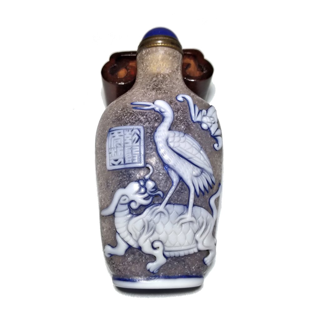 CHINESE SNUFF BOTTLE TRIPLE PEKING GLASS OVERLAY STORK TURTLE BAT (1 of 9)