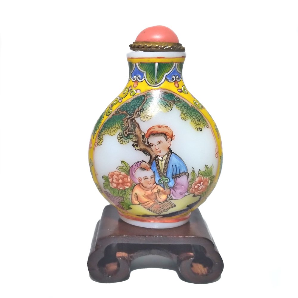 VERY FINE CHINESE SNUFF BOTTLE ENAMEL ON GLASS CHILDREN MOTHER (1 of 7)