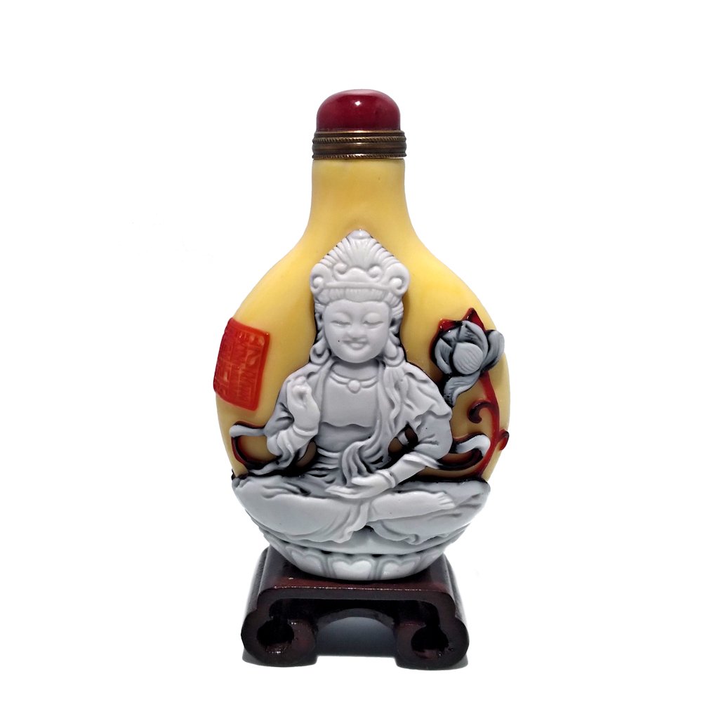 FINE YELLOW PEKING GLASS OVERLAY SNUFF BOTTLE BUDDHA, QUANYIN (1 of 8)