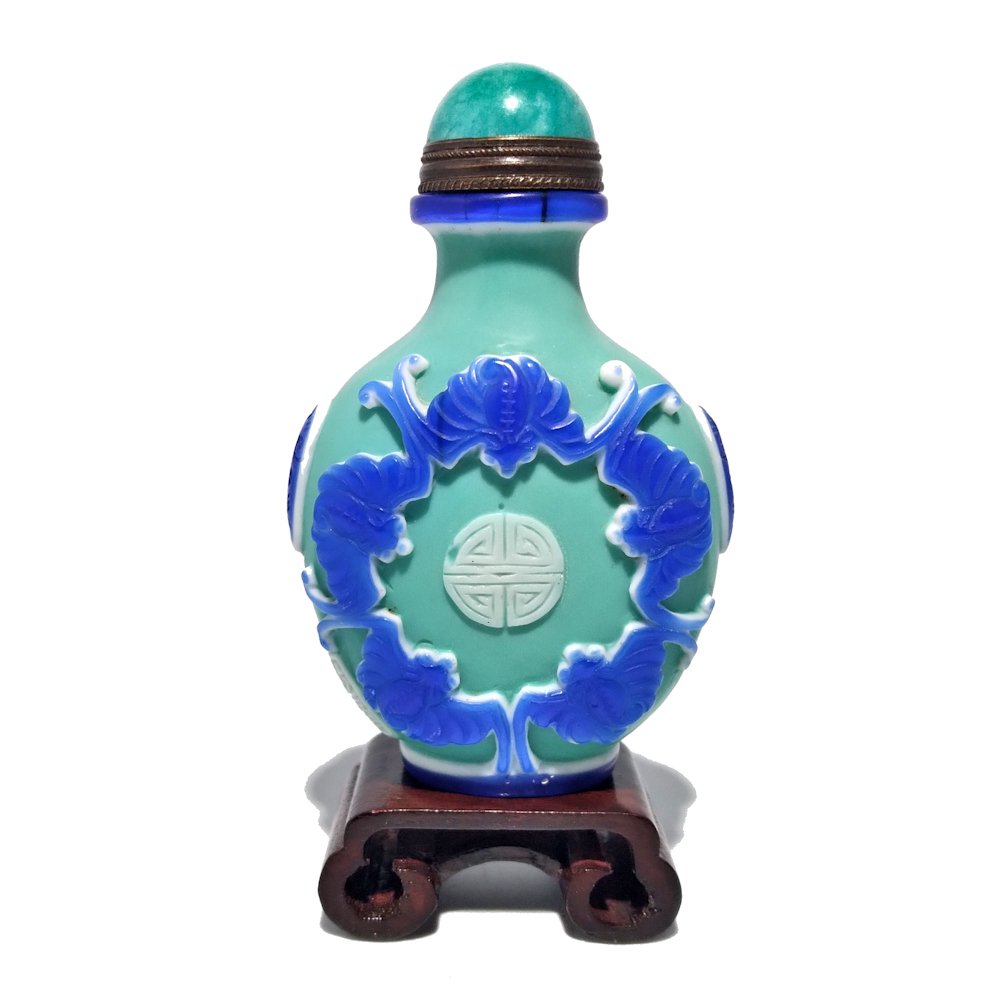 A FINE RARE COLORS TURQUOISE  PEKING GLASS 3 LAYERS SNUFF BOTTLE (1 of 8)