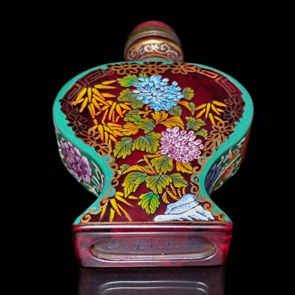 SUPERB CHINESE PEKING GLASS SNUFF ENAMELED FLOWERS (1 of 8)