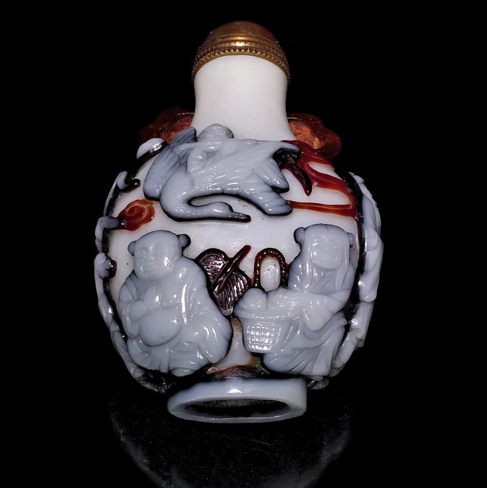 OUTSTANDING SNUFF BOTTLE GLASS OVERLAY EIGHT IMMORTALS 19C (1 of 8)