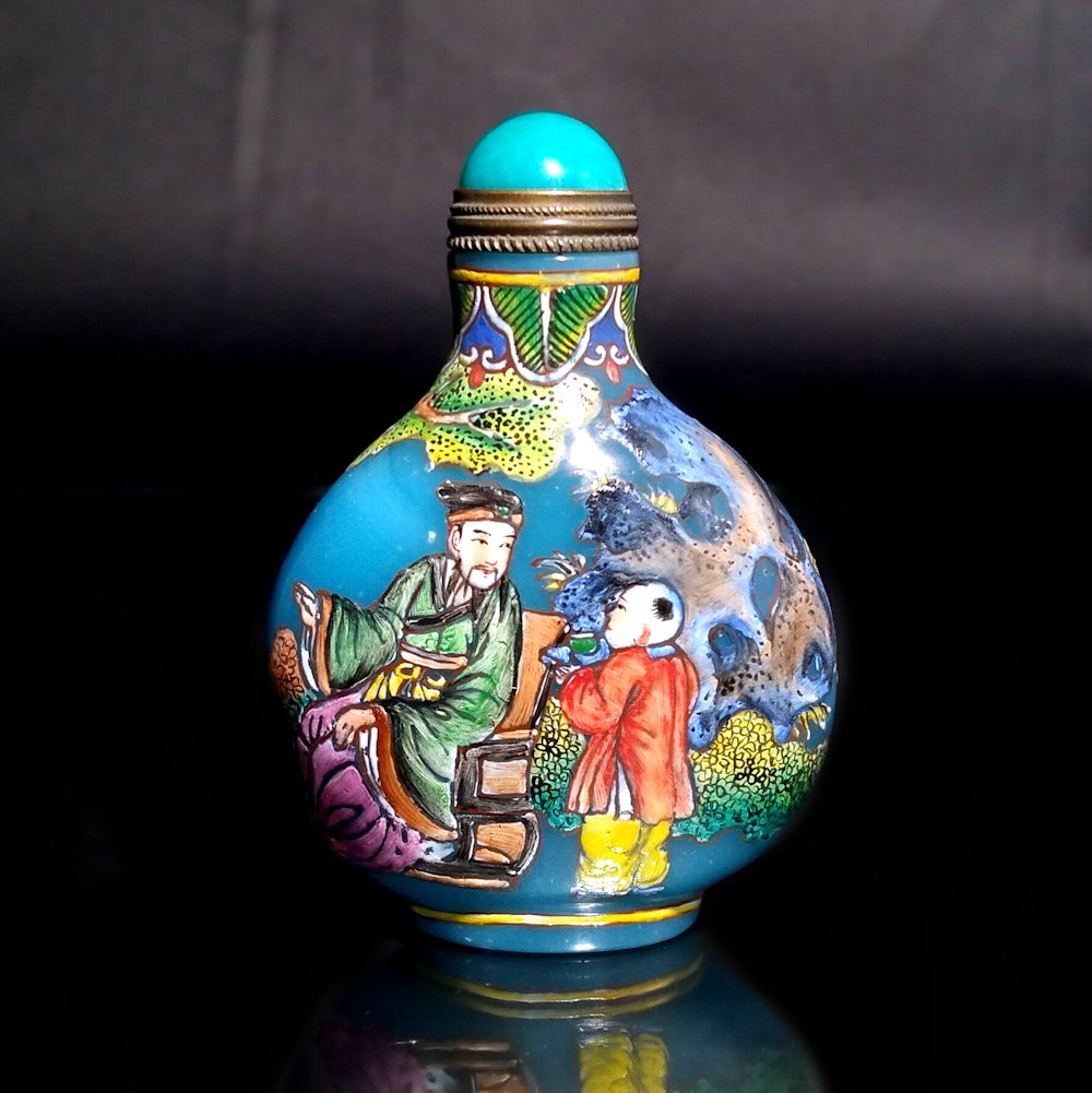 SUPERB GLASS ENAMEL SNUFF BOTTLE IMPERIAL SCENE (1 of 8)