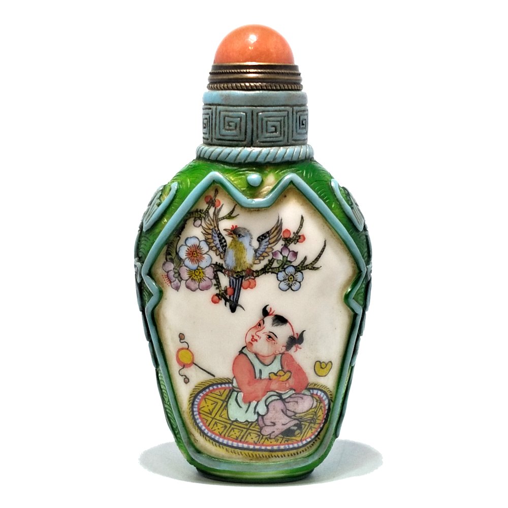 SUPERB PEKING GLASS ENAMELED SNUFF BOTTLE BOYS AT PLAY (1 of 8)