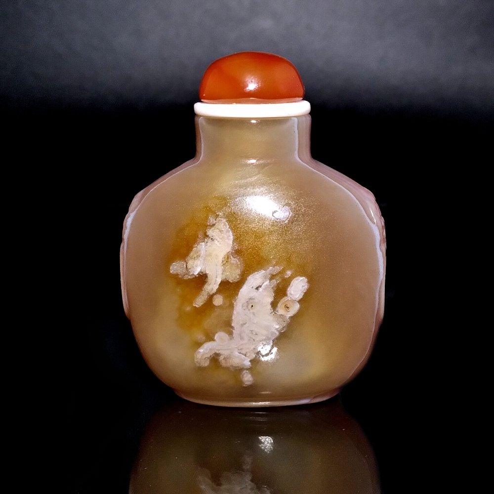 CHINESE CARVED BANDED AGATE SNUFF BOTTLE RARE COLORS (1 of 9)
