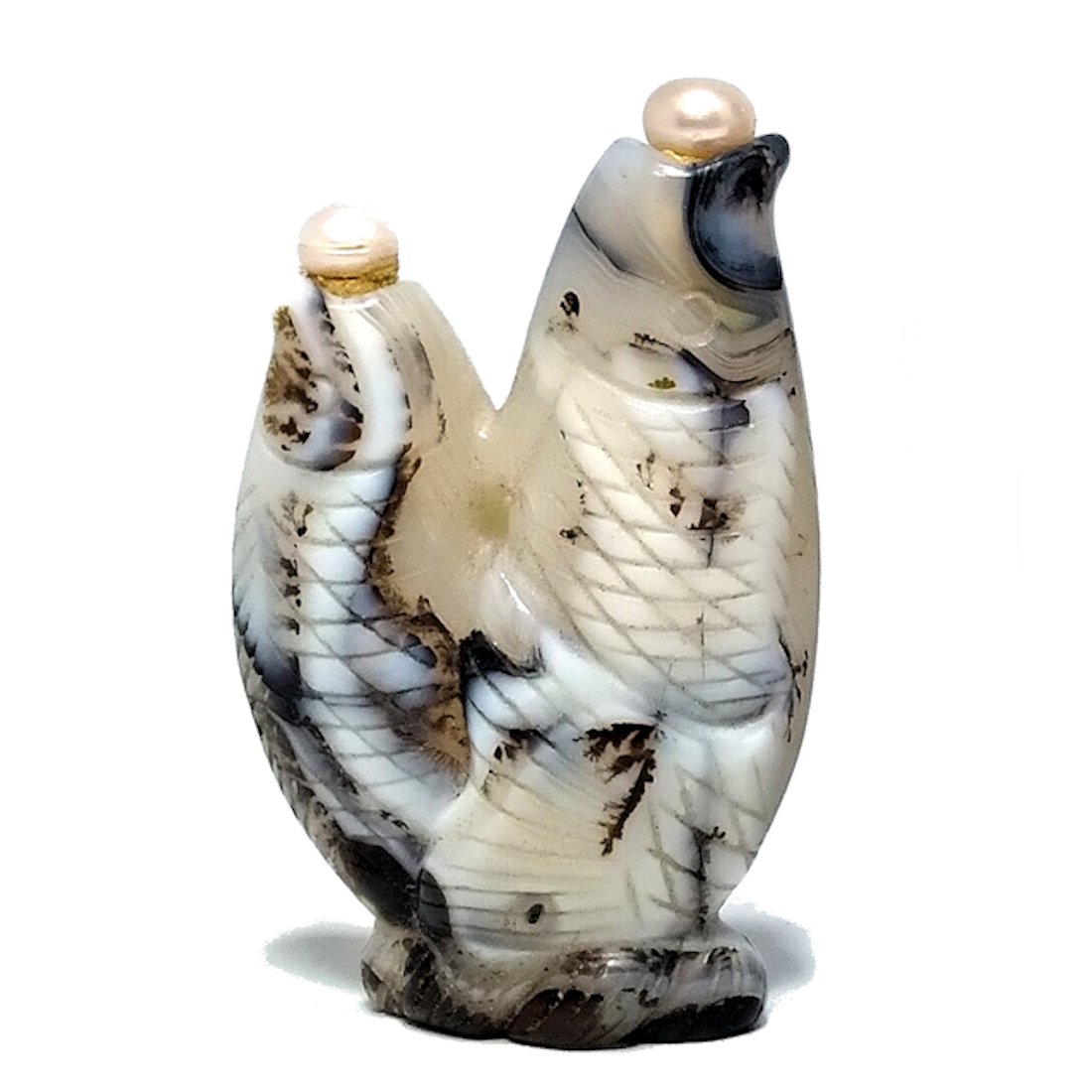 CHINESE CARVED AGATE DOUBLE FISH SNUFF BOTTLE (1 of 6)