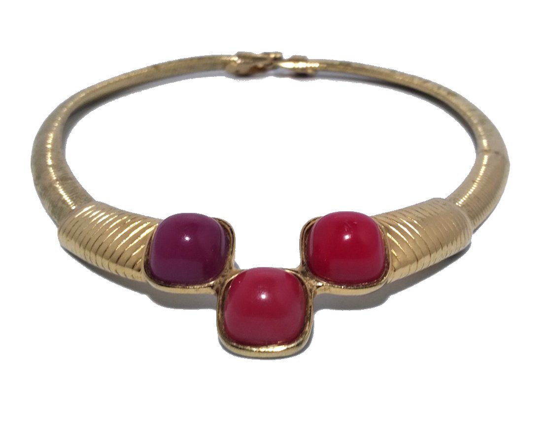 EXCELLENT VINTAGE CROWN TRIFARI NECKLACE (1 of 5)