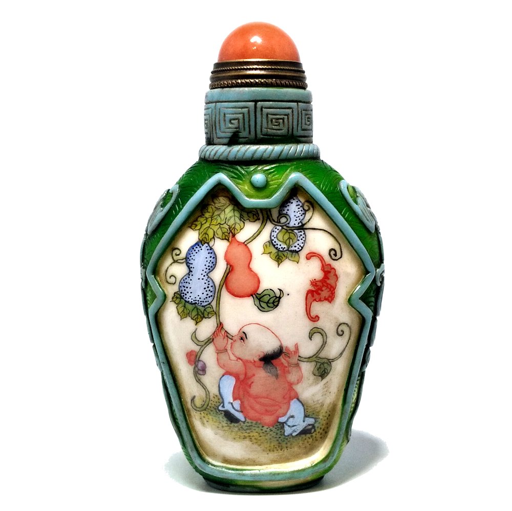 SUPERB PEKING GLASS ENAMELED SNUFF BOTTLE BOYS AT PLAY (1 of 8)