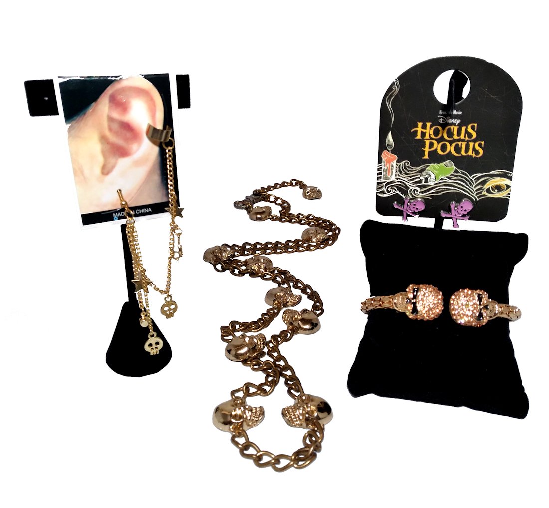 HALLOWEEN COSTUME JEWELRY MATCHING LOT: THIS LOT FEATURES ONE BELT SIZE 42", ONE BRACELET 2.25" DIAMETER AND 2 PAIRS OF EARRINGS. WE COMBINE SHIPPING.