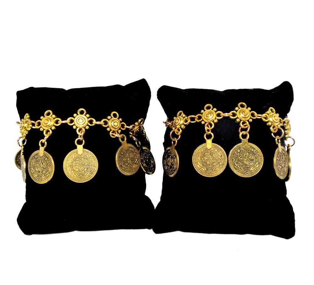 2 LOVELY GOLD TONE BRACELETS  COSTUME JEWELRY (1 of 4)