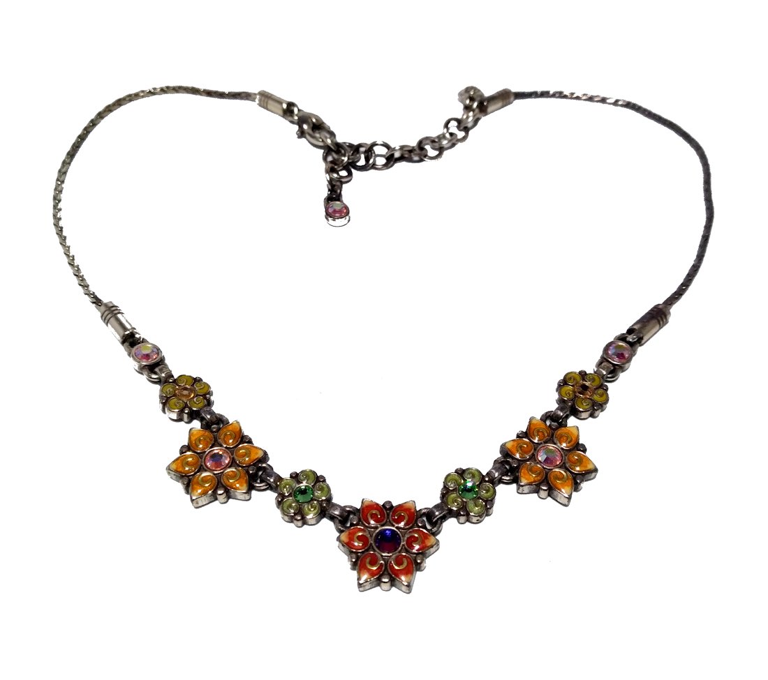 A BEAUTIFUL ENAMELED REVERSIBLE NECKLACE BY BRIGHTON: THE LOVELY NECKLACE IS REVERSIBLE FOR TWO DIFFERENT LOOKS. BY BRIGHTON. IT IS 16-18" LONG WITH THE EXTENSION. WE COMBINE SHIPPING. HAVE A LOOK AT OUR OTHER JEWELRY LOTS