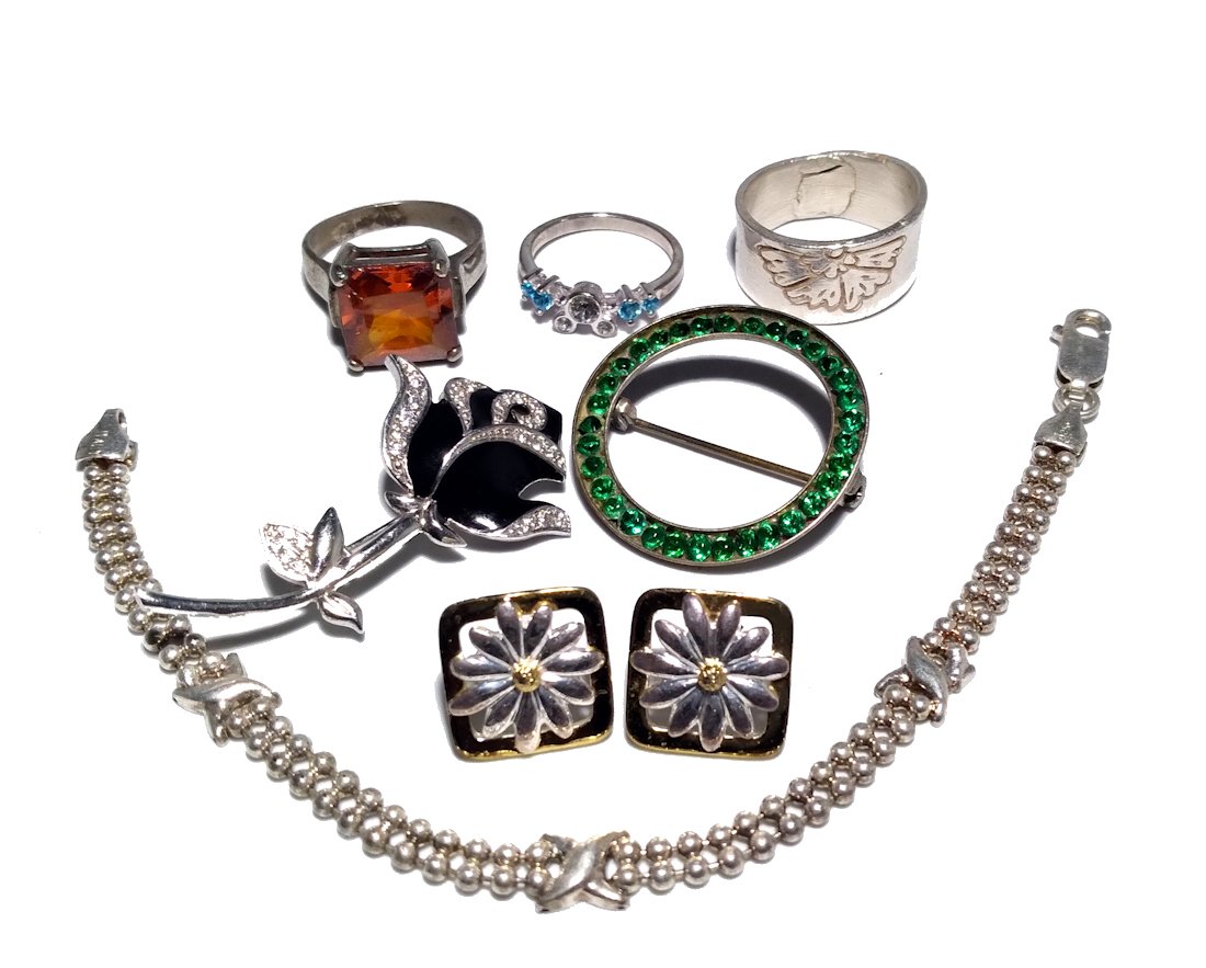 7 PC LOT VINTAGE STERLING SILVER JEWELRY RING BROOCHES EARRINGS (1 of 4)