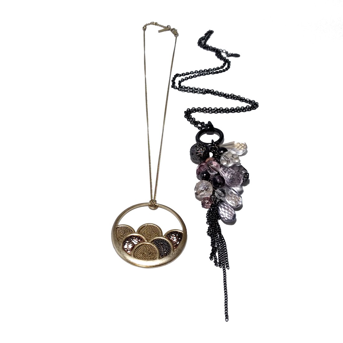 2 NECKLACES KENETH COLE AND ALDO COSTUME JEWELRY LOT: THIS LOT FEATURES 2 BEAUTIFUL NECKLACES. THE KENETH COLE IS 24" WITH EXTENSION AND THE ALDO NECKLACE IS 33 WITH EXTENSION. WE COMBINE SHIPPING.