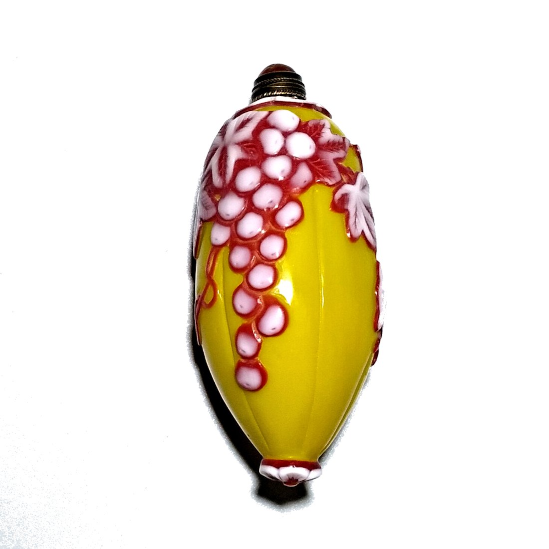 PEKING GLASS SNUFF BOTTLE GOURD SHAPED GRAPES, SQUIRREL, QIANLONG: THE BEAUTIFULLY CARVED BOTTLE SHAPED LIKE A GOURD AND CARVED IN THREE LAYERS OF COLOR. IT FEATURES A SQUIRREL AND GRAPES AND BEARS THE QIANLONG DATE SEAL. THE BOTTLES LENGTH IS 2.75 INCHES.